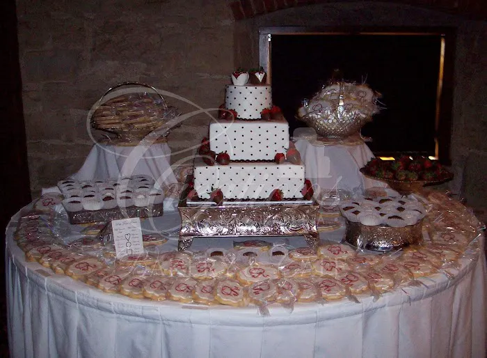 Creations By Laura Bakery & Café Picture 4