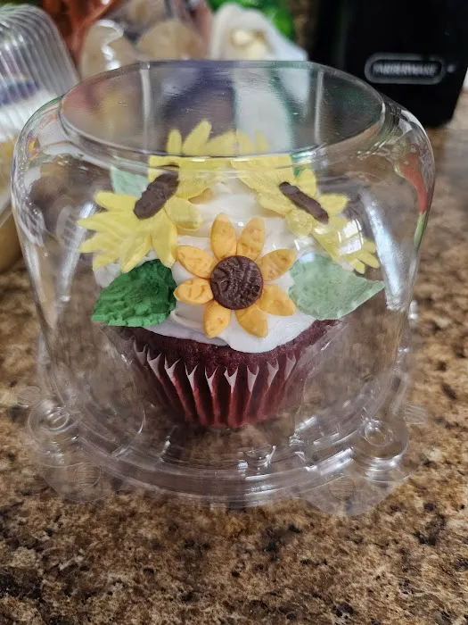 Creations By Laura Bakery & Café Picture 10