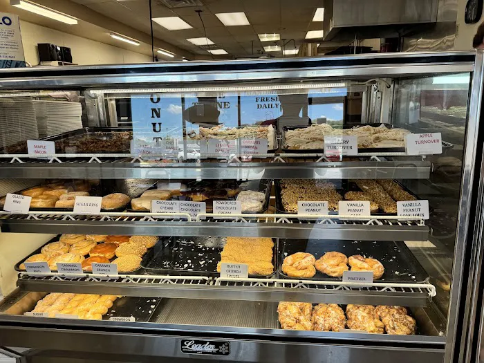 Fenton Olde Towne Donuts Picture 6