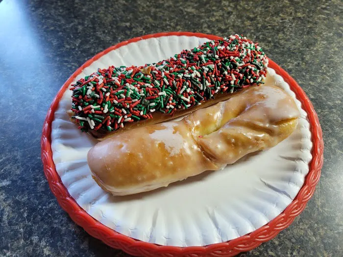 Fenton Olde Towne Donuts Picture 9