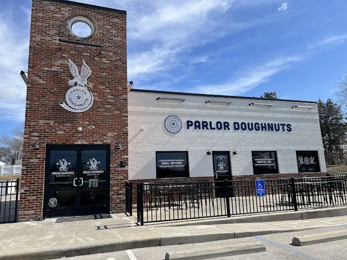 Parlor Doughnuts Picture 9