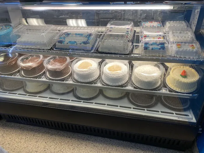 Cakes, Pastries & More Picture 3