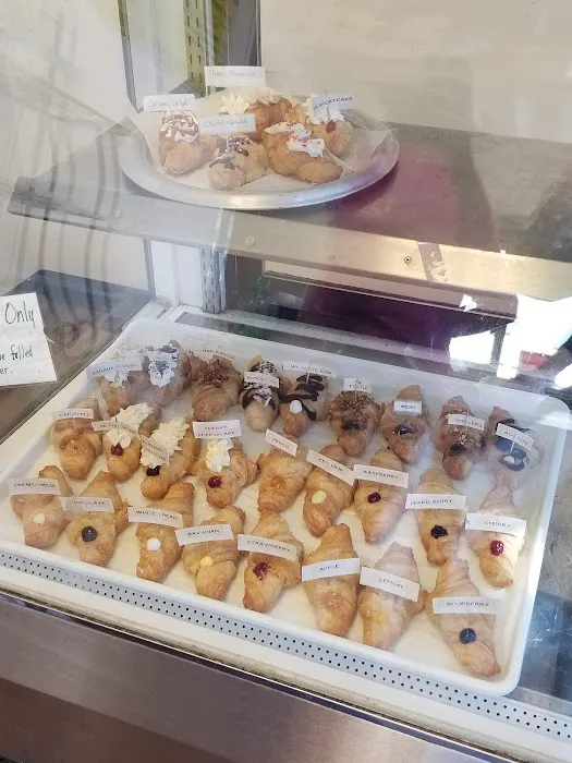 Darel's Bakery & Sweets, LLC. Picture 4