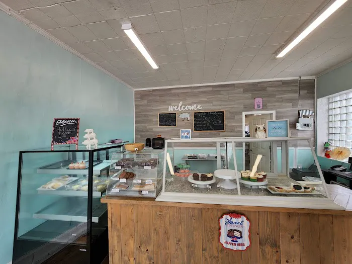 Piggypies Bakeshop Picture 4