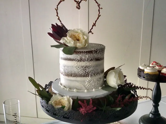 Cakes By Jeanie Picture 6