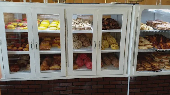 Panaderia La Reina Picture 8