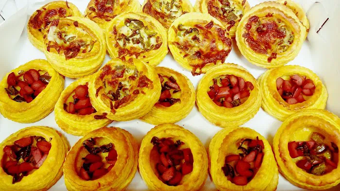 Panaderia La Reina Picture 9