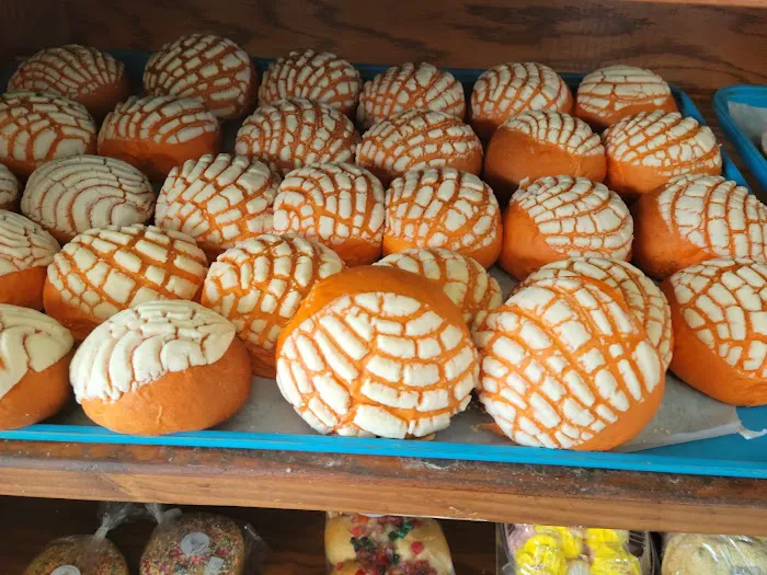 La Esperanza Bakery Panaderia Y Pasteleria Picture 4