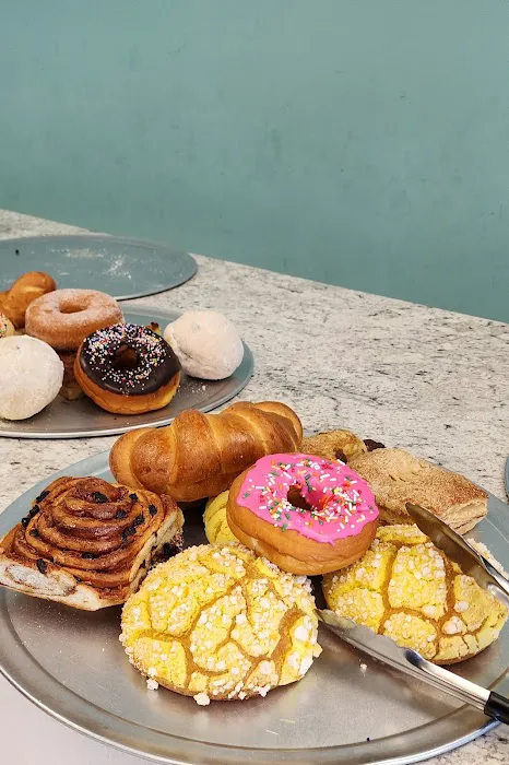Panaderia Pariente Picture 3