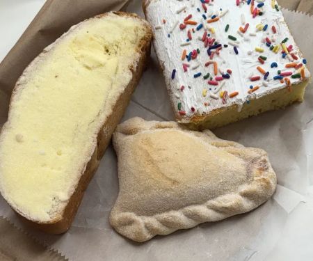 Estrella's Bakery