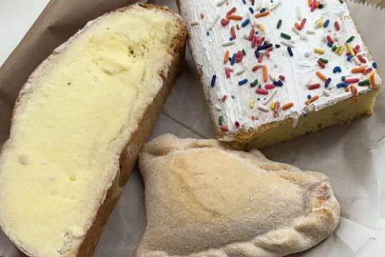 Estrella's Bakery
