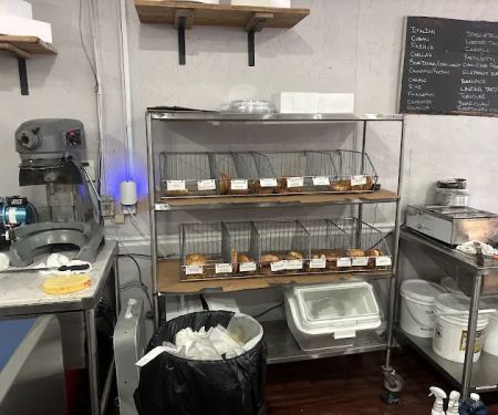 DeLucia's Bake Shop
