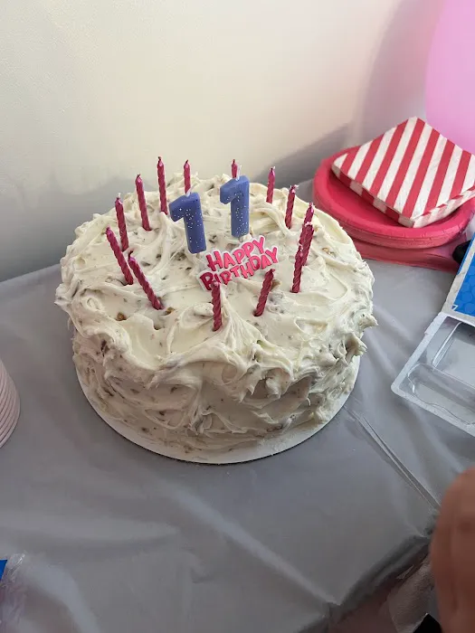 SweetLeighs Cakes and Treats Picture 10