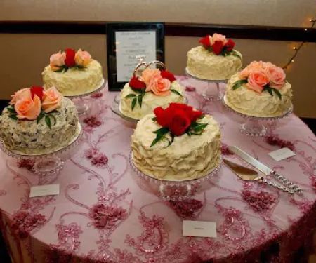 SweetLeighs Cakes and Treats
