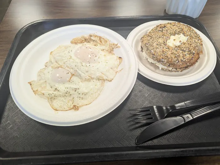 Poppyseeds Bagels Picture 2