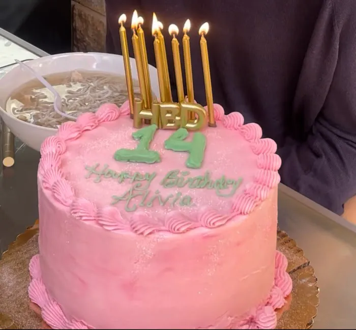 Deb's Sweet Cakes Picture 5