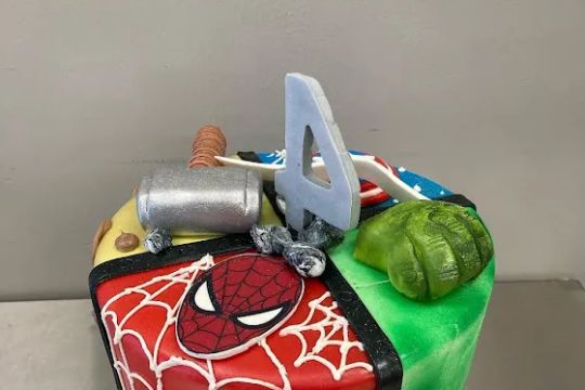 B'zzz Cakes