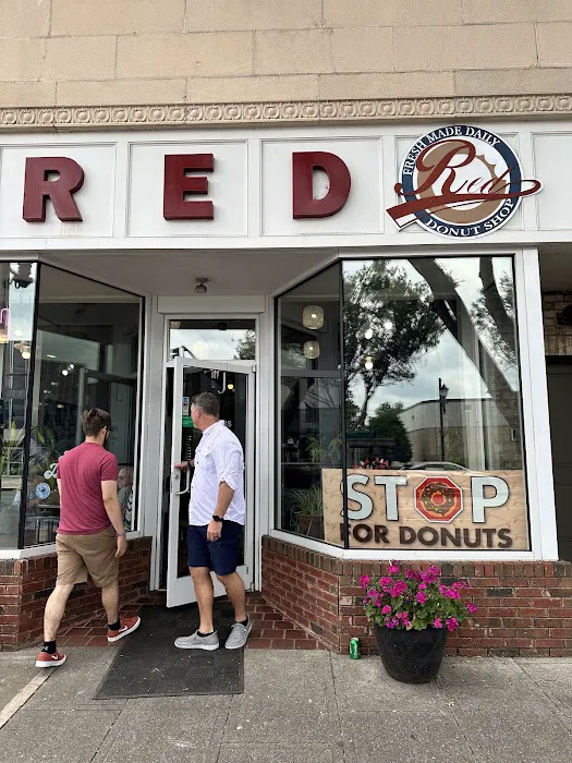 Red Donut Shop Picture 2