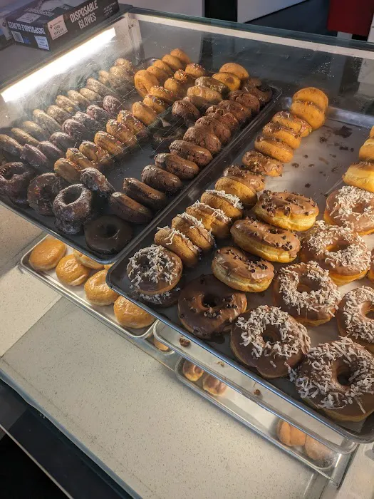 Red Donut Shop Picture 3