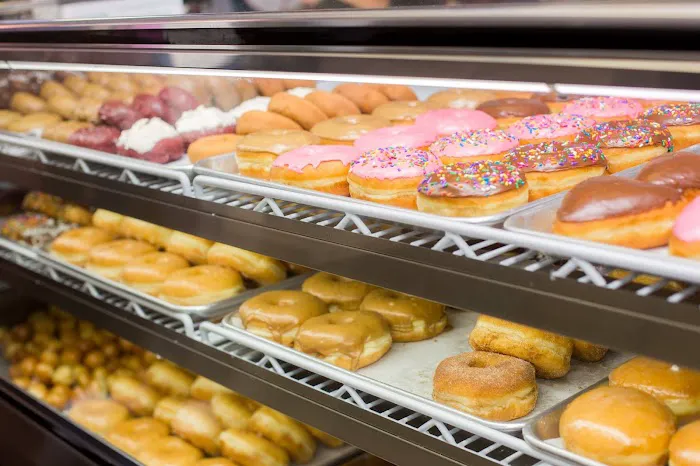 Red Donut Shop Picture 5