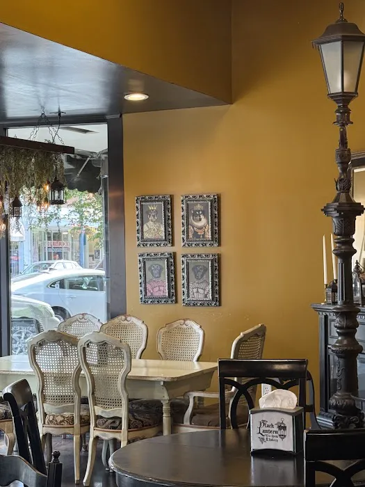 The Black Lantern Tea Room and Bakery Picture 10