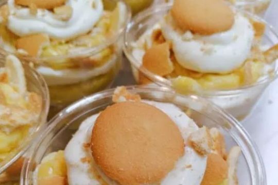 The Black Lantern Tea Room and Bakery
