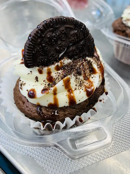 Cortneys Cupcakery, LLC Picture 1