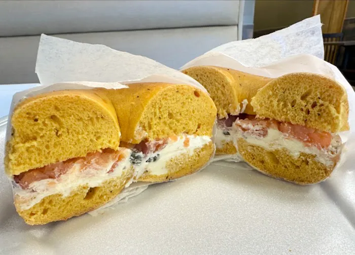 Poppyseeds Bagels Picture 6