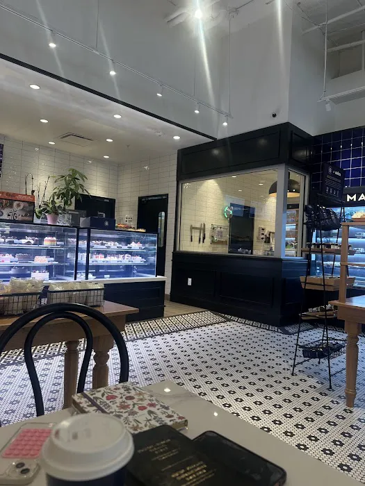 Paris Baguette Picture 7