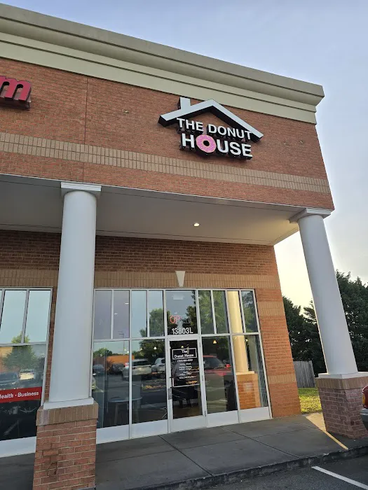 The Donut House Picture 1