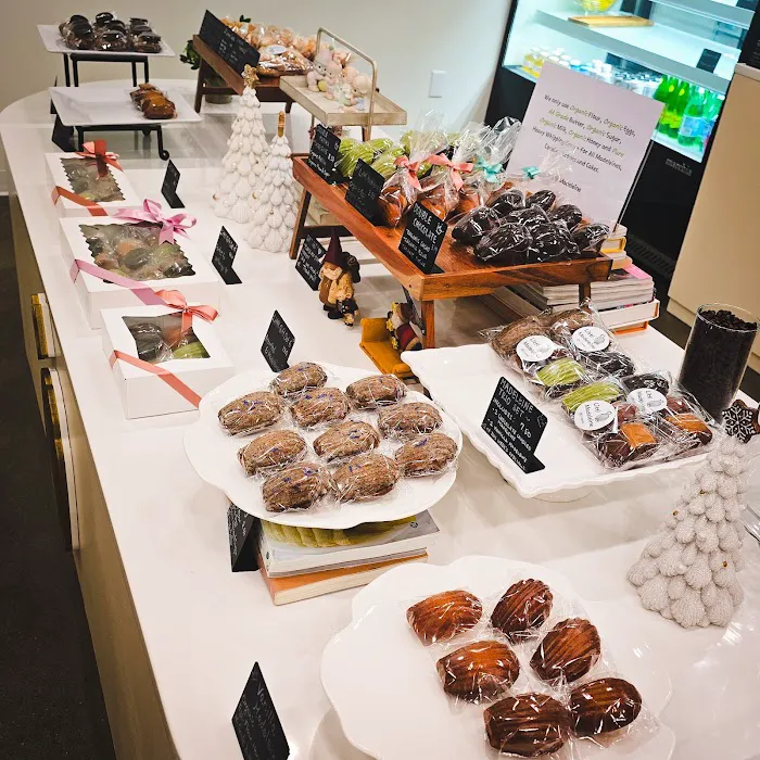 Littl Madeleine | Organic Coffee & Bakery Picture 5