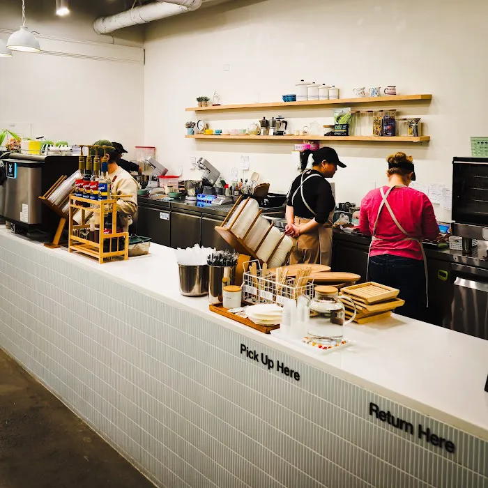 Littl Madeleine | Organic Coffee & Bakery Picture 2