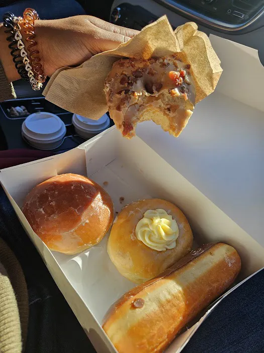 The Donut House Picture 6