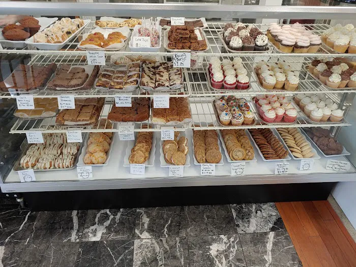 Daphne's Bakery Picture 10