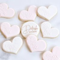 Delish Cakery ico