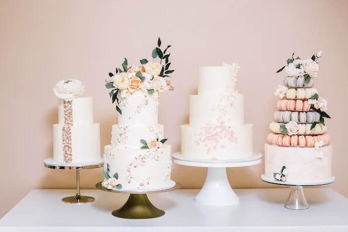 Delish Cakery Picture 7