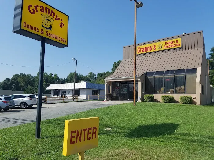 Granny's Donuts Picture 9