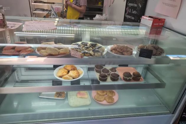 Willy's Cinnamon Rolls, Etc.