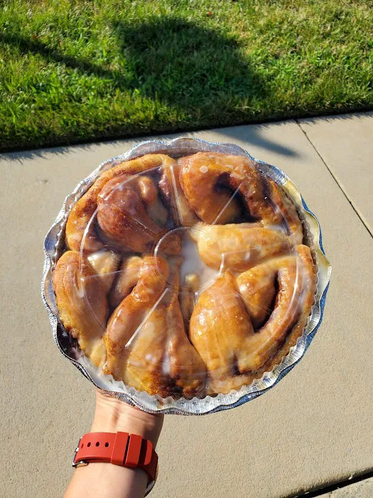 Willy's Cinnamon Rolls, Etc. Picture 4
