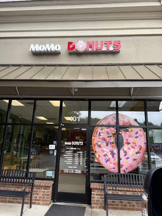 MoMo Donuts Picture 10