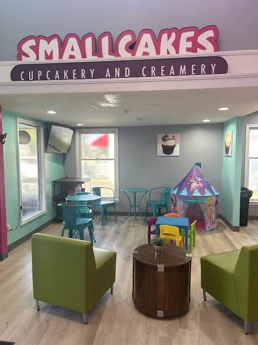 Deliah’s Smallcakes LLC Picture 9