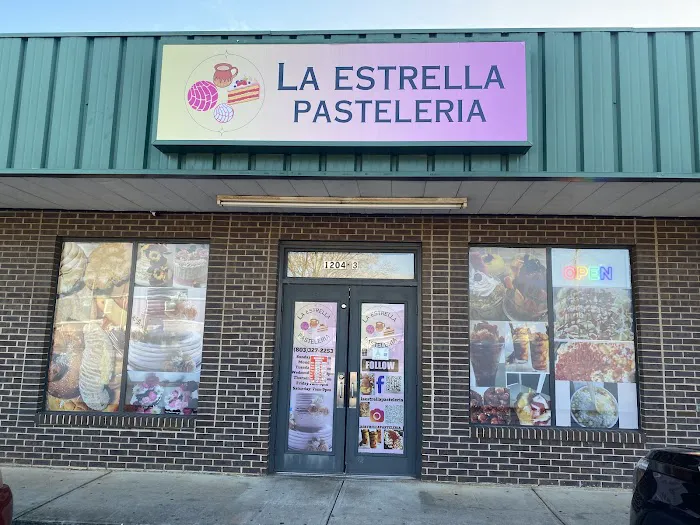 La Estrella Pasteleria Picture 10