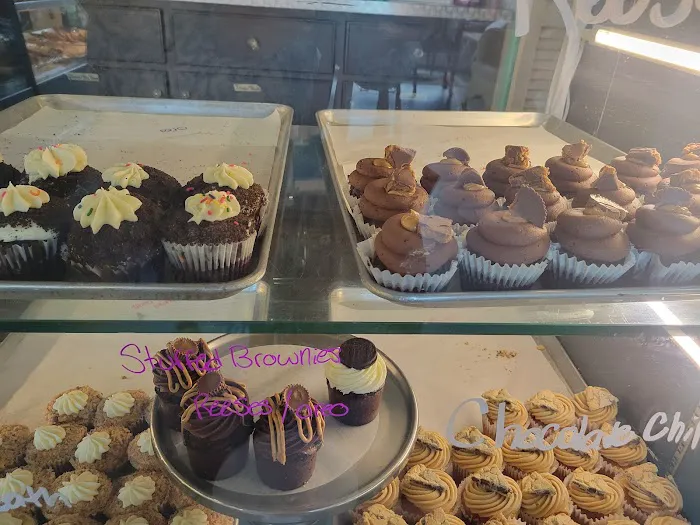 Cupcrazed Cakery Picture 10