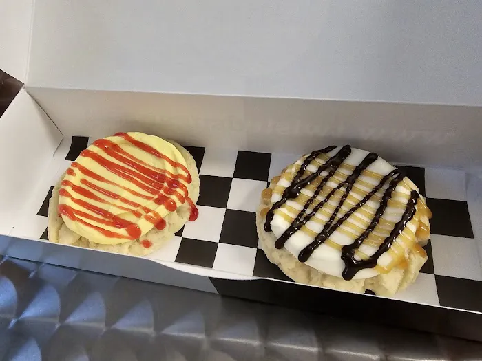 Twisted Sugar Picture 1