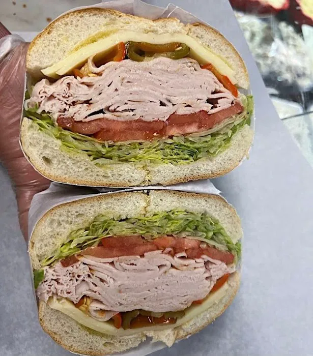 New York Old School Bagel & Deli Picture 7