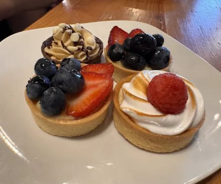 Amélie’s French Bakery & Café | Carmel Commons