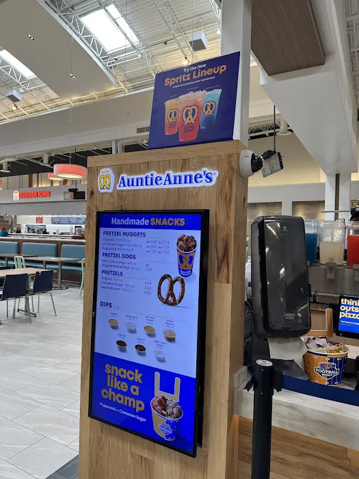 Auntie Anne's Picture 9