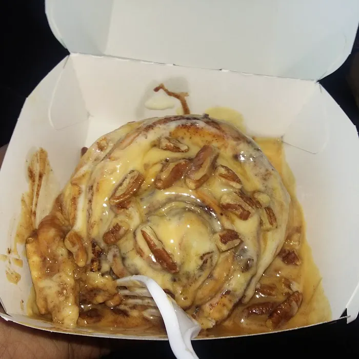 Cinnabon Picture 6