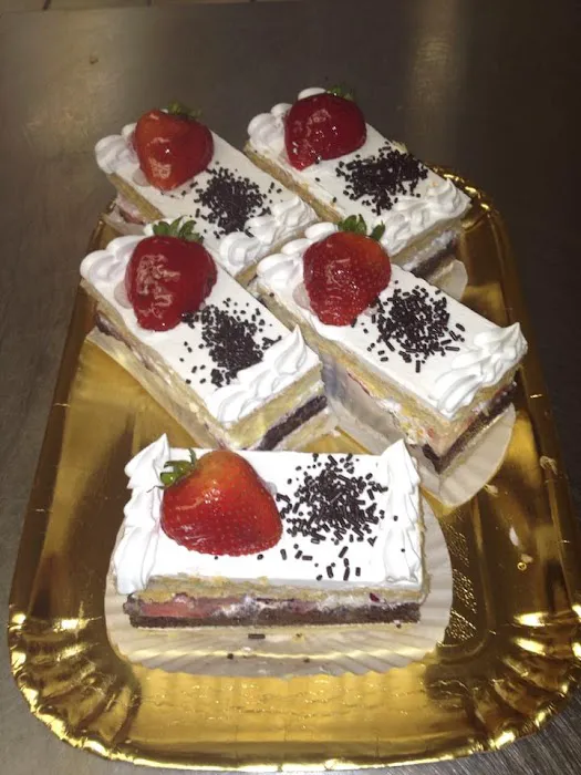 Tropical Bakery Picture 10