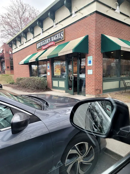 Bruegger's Bagels Picture 6